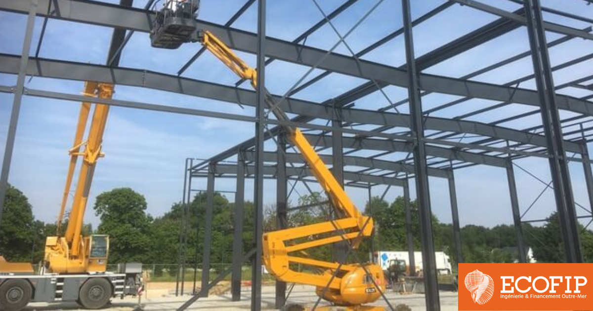 Entrepreneurs, besoin de reconstruire vite et bien ? Financez vos engins et renforcez votre capacité d'intervention avec Ecofip NC.